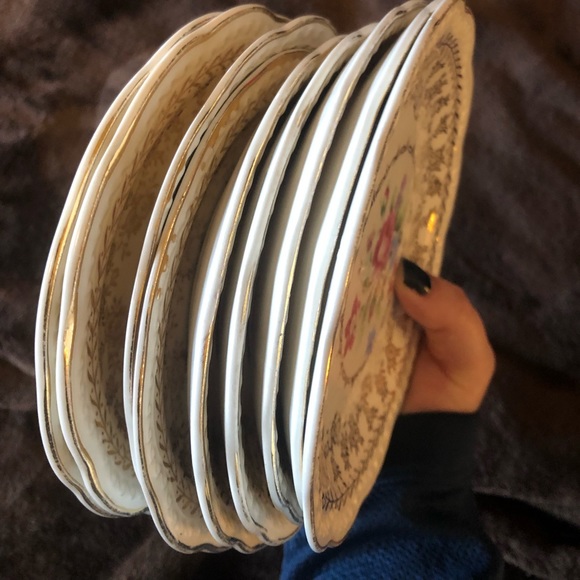 Set of nine 22K Stetson gold lined plates six inch - Picture 7 of 8